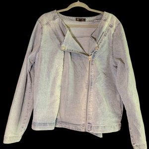 DG2 dressy denim zip/ button jacket woman’s size x large great condition